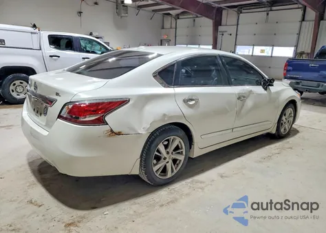 2015 Nissan Altima 2.5 from USA, damaged, VIN 1N4AL3AP4FC162705